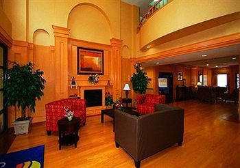 Hotel Candlewood Stafford 5*